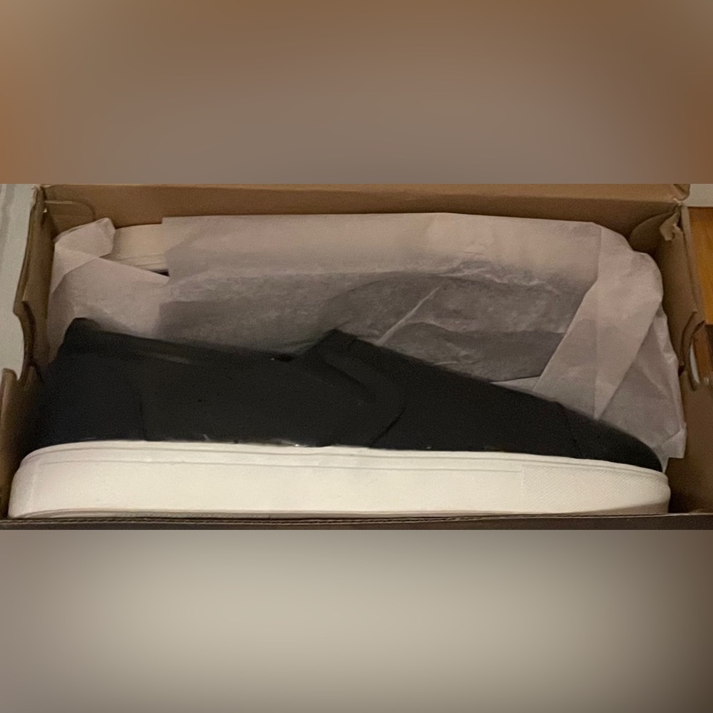 Faux leather size 13 sneaker shoes brand new 13ww
